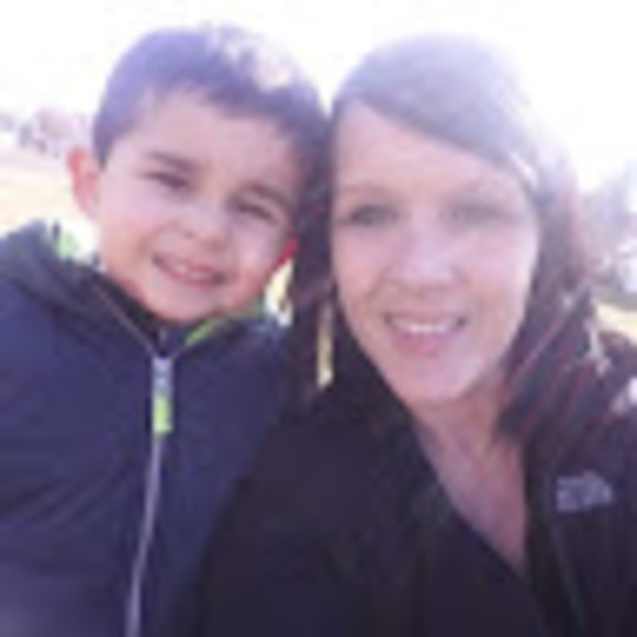 Meet your Posher, Shannon - Picture 1 of 1